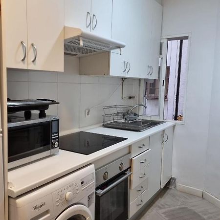 Habitacion Matrimonial En Piso Compartido En El Centro De Madrid Apartment Екстериор снимка