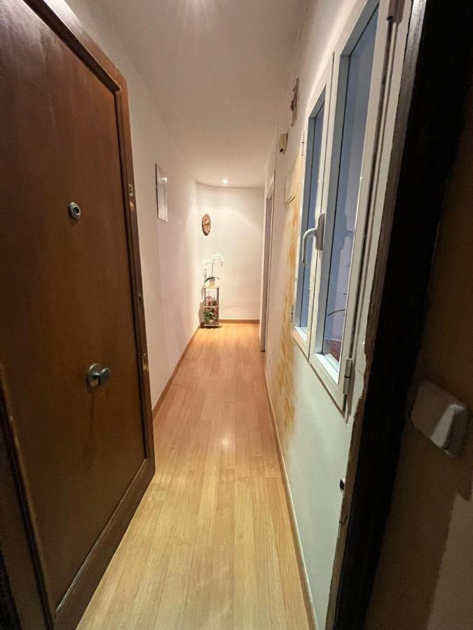 Habitacion Matrimonial En Piso Compartido En El Centro De Madrid Apartment Екстериор снимка
